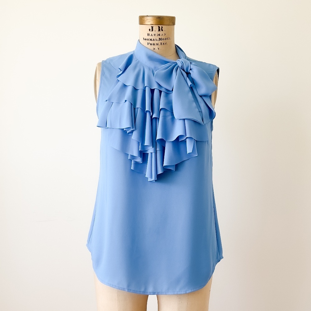 Banana Republic Tie-Neck Ruffle Front Sleeveless Blouse - Romantic Corpcore